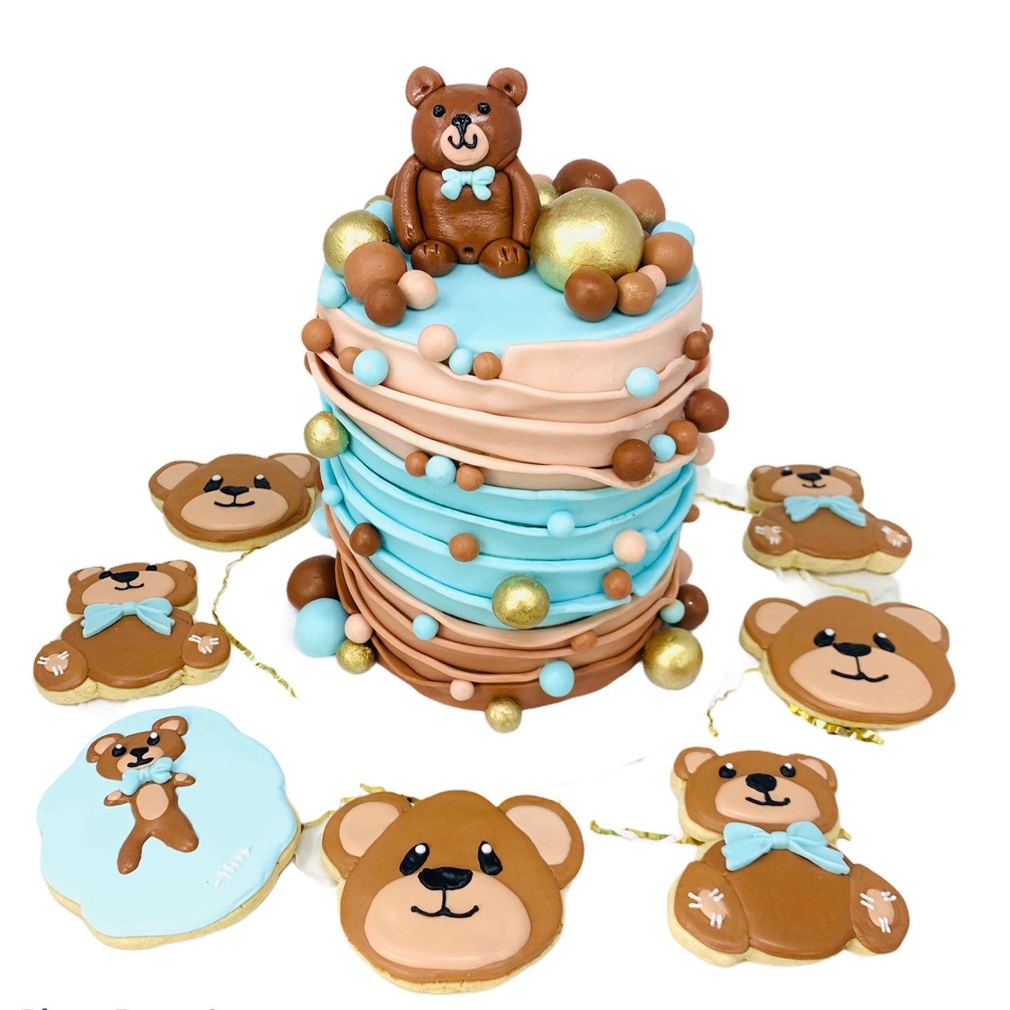 Easy Teddy Bear Cake {And Party} - CakeWhiz