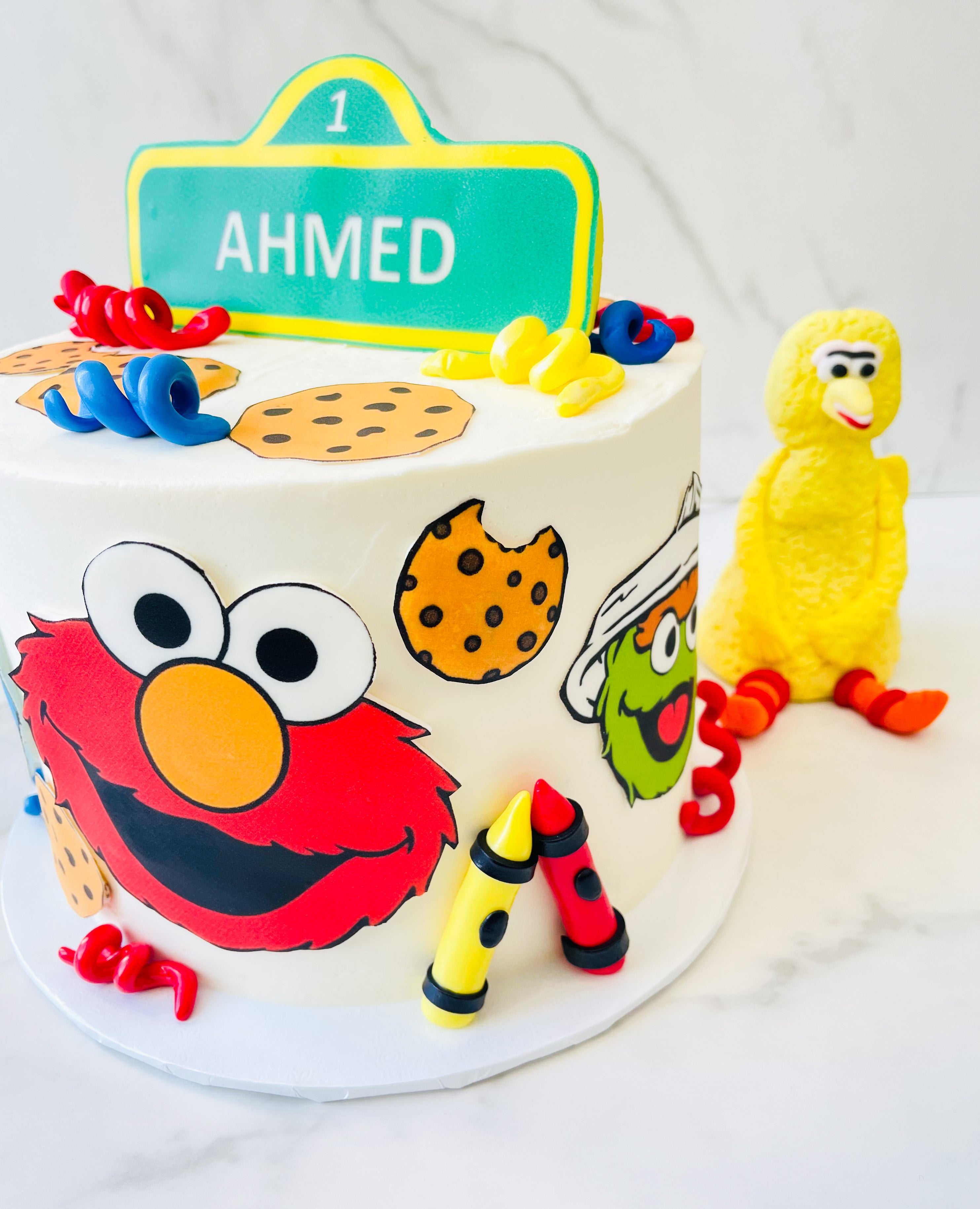 How to make an Elmo Cake (without mold) - The Food Charlatan